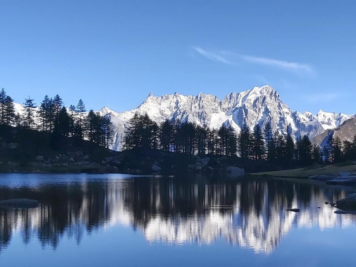 Living Aosta Valley Buitenkant foto
