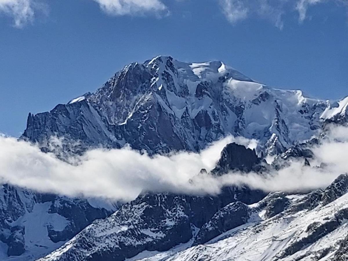 Living Aosta Valley Buitenkant foto